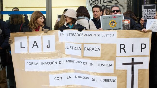 Un juzgado de León decide celebrar juicios sin letrados de la Justicia por la huelga