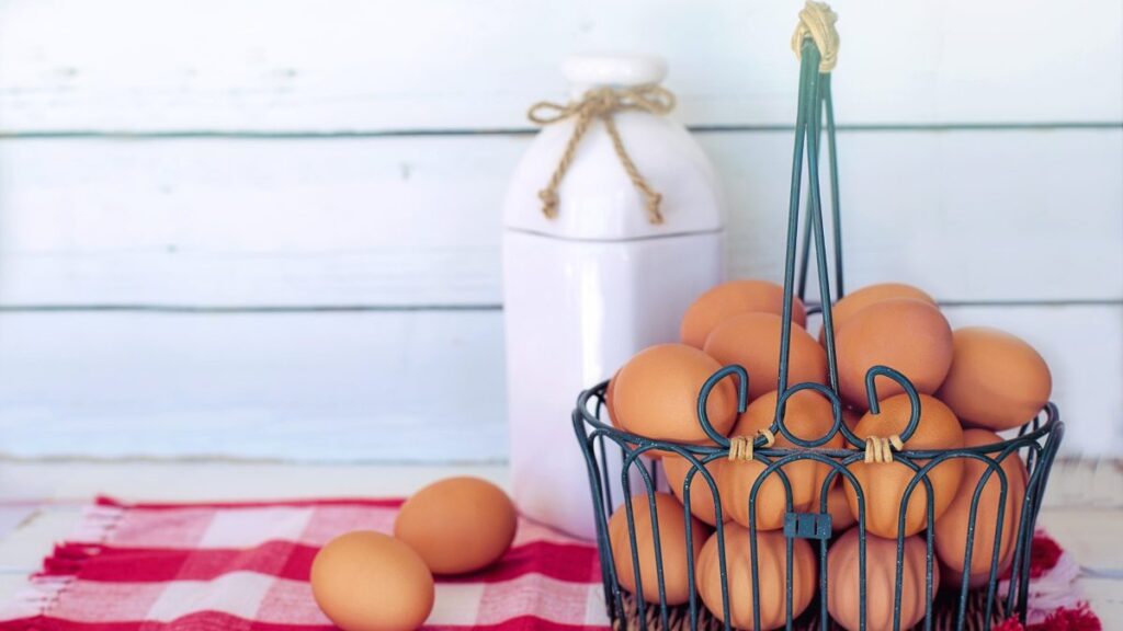 Una cesta de huevos. 