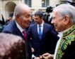 Macron invita a Juan Carlos I y a los Vargas Llosa a una cena en honor al escritor