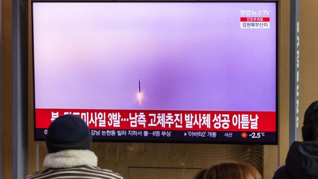 Corea del Norte lanza otro misil balístico tras los ensayos aéreos entre Seúl y Washington