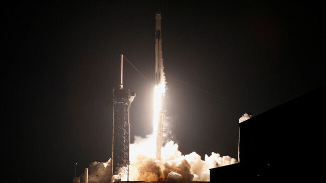La NASA envía una nave de SpaceX a la Estación Espacial Internacional