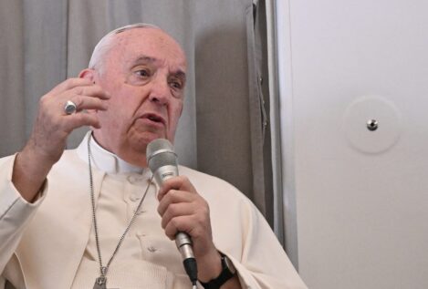El Papa denuncia que la muerte de Benedicto XVI ha sido «instrumentalizada»