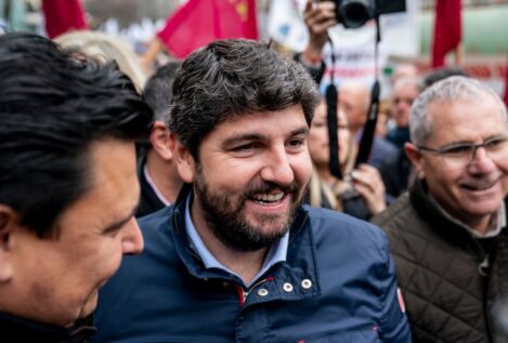 El PP rozaría la absoluta y Vox sería tercera fuerza en Murcia, según un sondeo