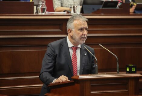 El presidente de Canarias adelanta que el PSOE  se personará en el 'caso Mediador'