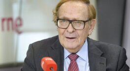 Tamames anuncia que acepta la oferta de Vox para encabezar la moción de censura contra Sánchez