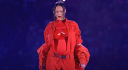 Rihanna anuncia que está embarazada de su segundo hijo en el descanso de la Super Bowl