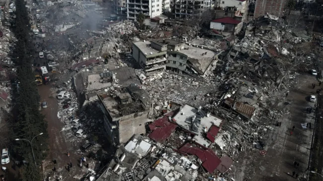 El Gobierno turco pretende demoler más de 50.000 edificios con daños graves por el terremoto "de forma urgente"