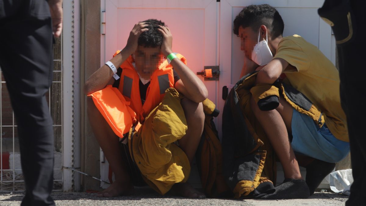 Salvamento Marítimo localiza a un muerto y a dos personas graves en una zodiac en Canarias