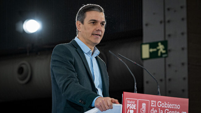 Sánchez anuncia el mayor reparto de un gobierno en becas: un gasto de 1.000 millones de euros más