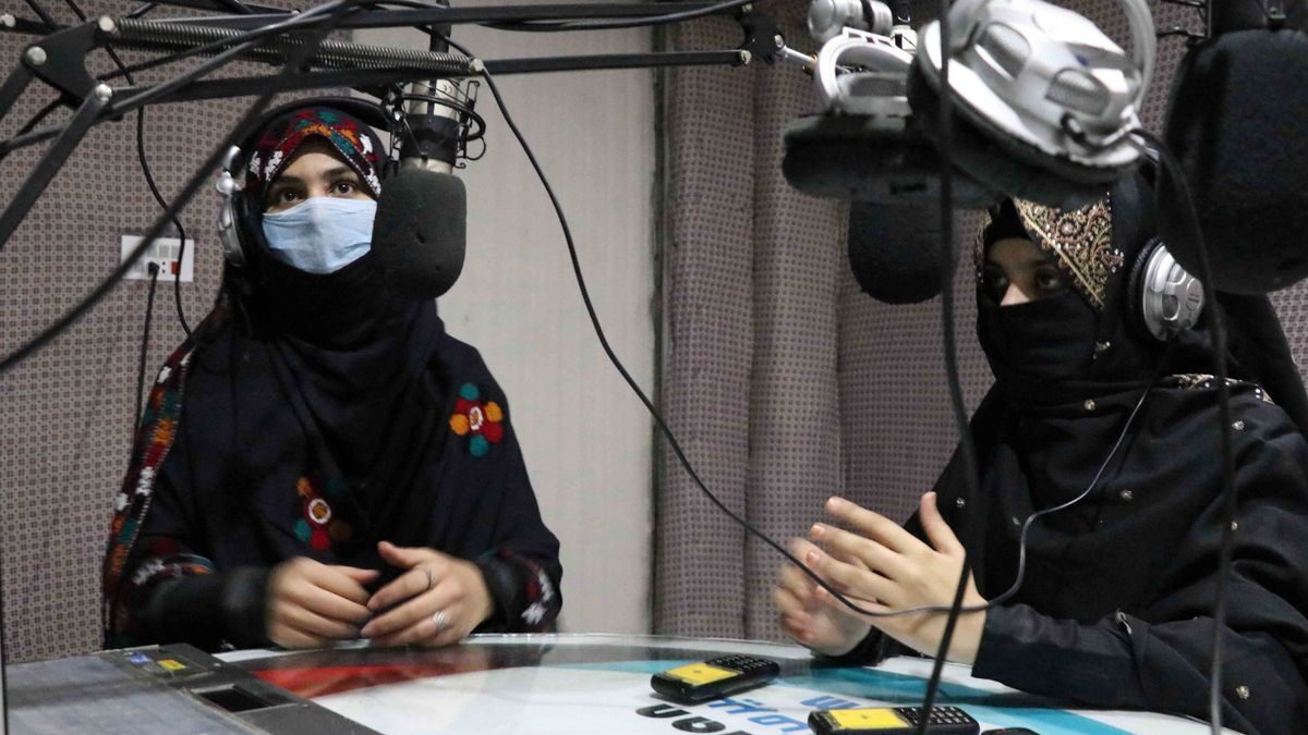 Más de 100 emisoras de radio cerraron en Afganistán tras la llegada de los talibanes