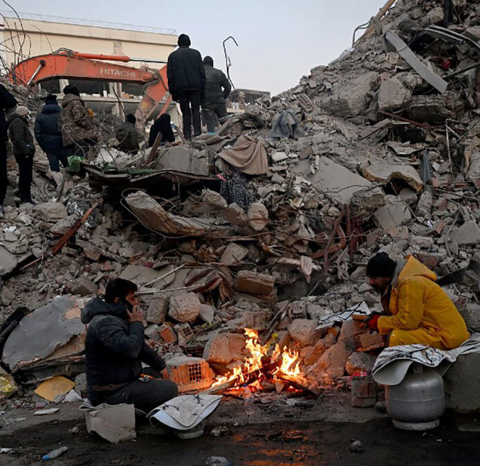 El número de fallecidos en los terremotos de Turquía y Siria aumenta hasta casi 39.000