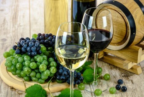 ¿Cómo afecta a tu salud tomar una copa de vino todos los días?