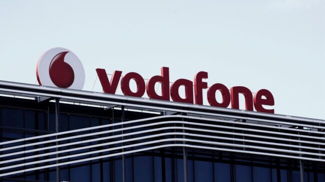 El ingreso de Vodafone España baja un 6,5% aunque ralentiza la caída en el cuarto trimestre