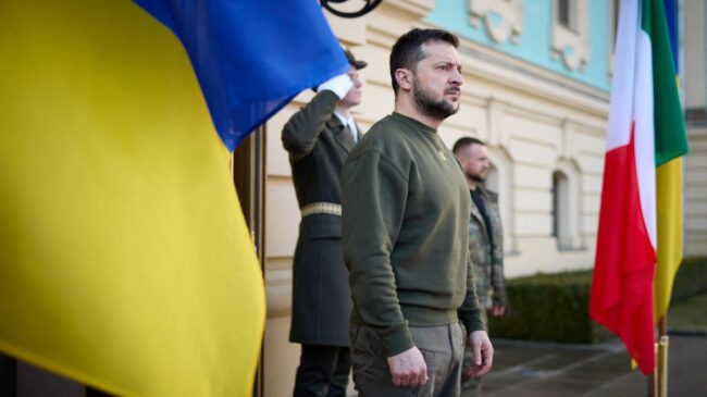 Zelenski, en el aniversario de la guerra de Ucrania: «Un año de dolor, tristeza, fe y unidad»