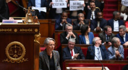 Macron fuerza la aprobación de la reforma de las pensiones sin voto de la Asamblea Nacional
