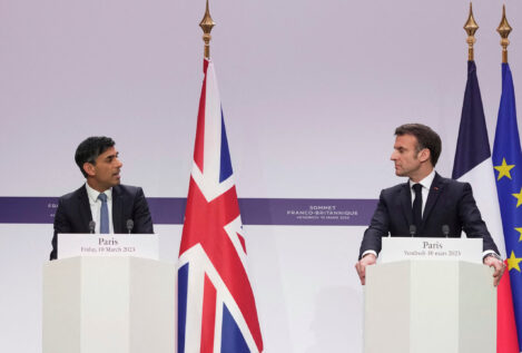Macron y Sunak anuncian un plan a gran escala contra la inmigración en el Canal de la Mancha