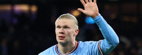 Haaland se convierte en el tercer jugador en marcar cinco goles en un partido de Champions