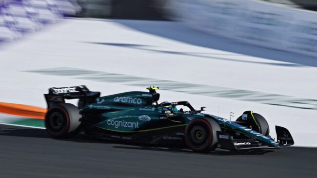 Fernando Alonso, segundo en los libres del GP de Arabia Saudí tras el Red Bull de Verstappen