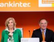 El presidente de Bankinter, sin temor a los peligrosos CoCos: invierte un millón de euros