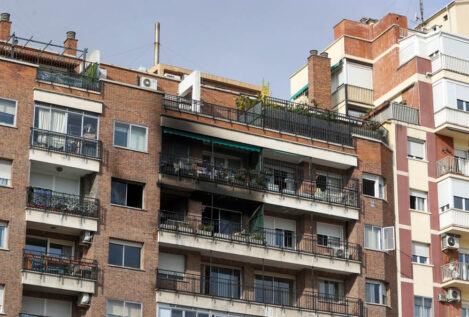 Mueren dos ancianos en un incendio en su piso en Ventas (Madrid)