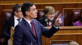 Sánchez acusa a Abascal de poca valentía por no liderar la moción de censura