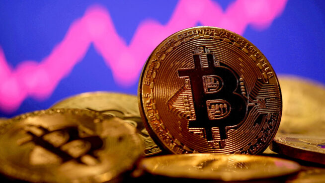 Bitcoin baja de 20.000 dólares por primera vez desde enero