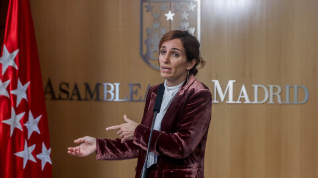 Mónica García cobró el mismo bono social que recibe el 'número dos' de Ayuso