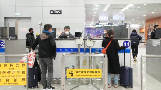 China vuelve a entregar visados a extranjeros tras tres años de restricciones por la covid-19