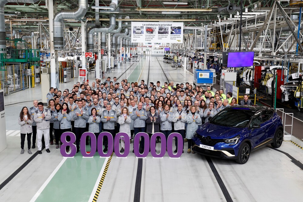 Renault produce el vehículo 8 millones en su factoría de Valladolid