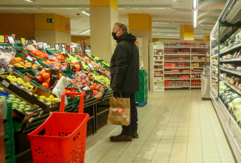 La mitad de la rebaja IVA de los alimentos fue al 40 % de hogares más ricos, según Esade