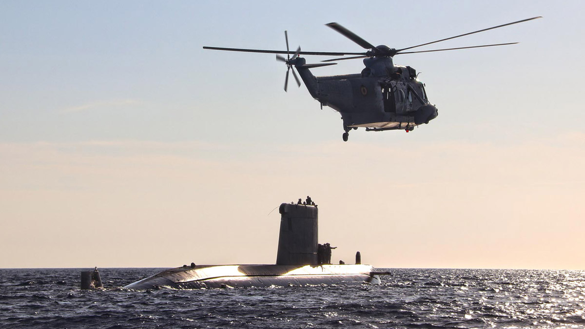 Defensa subasta el submarino ‘Mistral’ por 136.000 euros «para desguace y chatarra»