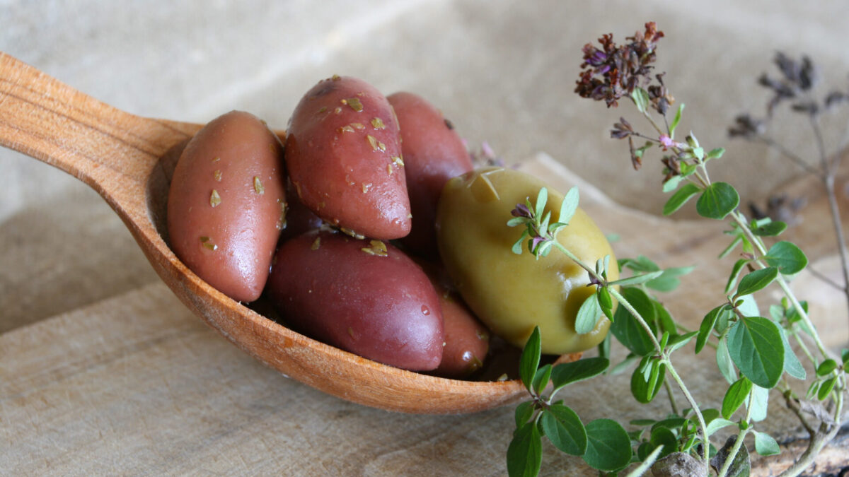 Estas son las aceitunas más saludables y recomendadas para adelgazar (no todas valen)