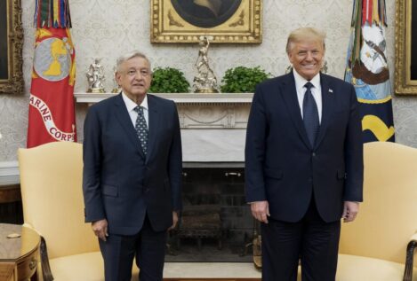López Obrador afirma que la posible detención de Trump busca impedir su candidatura