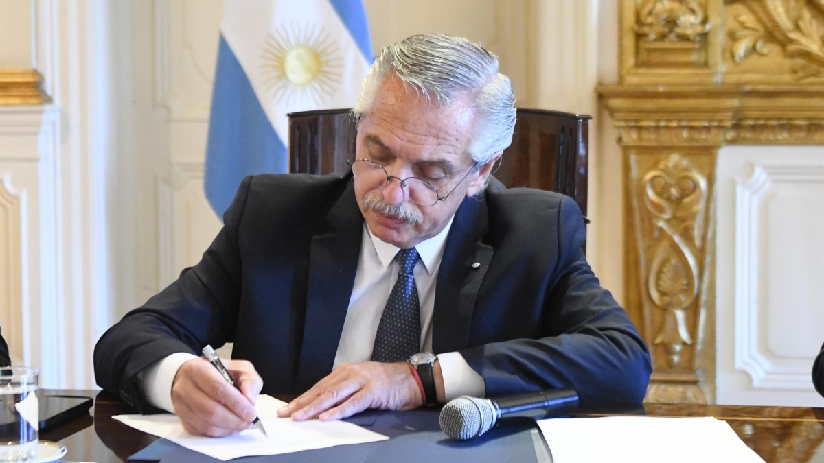 Argentina cancela los vuelos a Malvinas desde Sao Paulo tras no poder pactar con Reino Unido