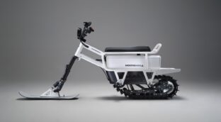 Llegan a Baqueira las primeras motos de nieve 100% eléctricas