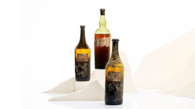 Chartreuse, el tesoro líquido de los monjes cartujos sale a subasta