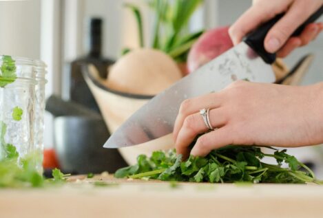 Diez consejos de chefs profesionales para cocinar en casa