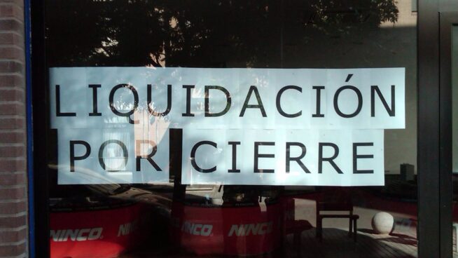 La creación de empresas cayó un 2% en abril y los cierres se dispararon a casi un 25%