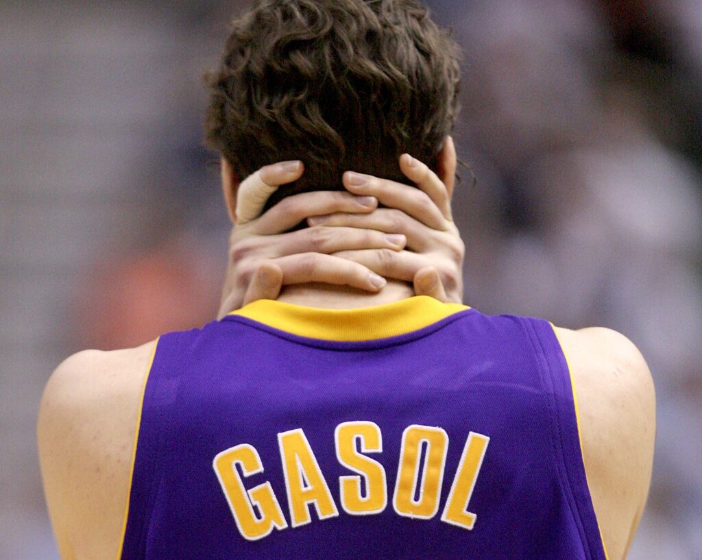 Pau Gasol entra en el olimpo de los Lakers: la lista de jugadores