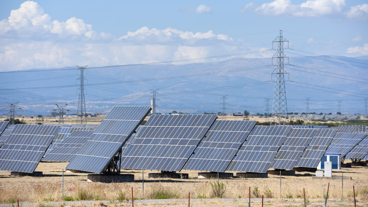 Ferrovial construirá dos plantas de energía solar en Andalucía por 75 millones de euros