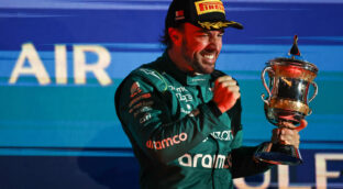 Cuando Fernando Alonso sube al podio con Aston Martin, el que gana es Lawrence Stroll