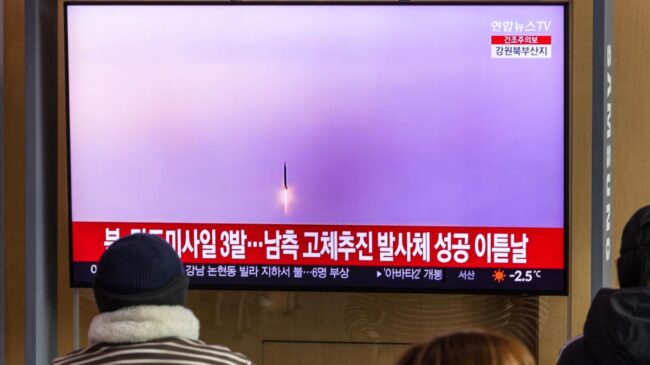 Corea del Norte lanza dos misiles balísticos de corto alcance sobre el mar Amarillo