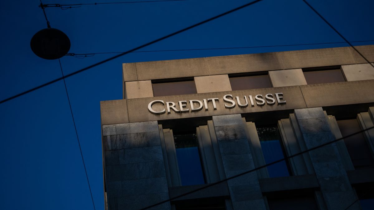 Credit Suisse sube con fuerza en bolsa tras el préstamo del Banco Nacional Suizo