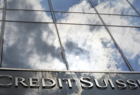 Credit Suisse detecta una «debilidad material» en el control de su información financiera