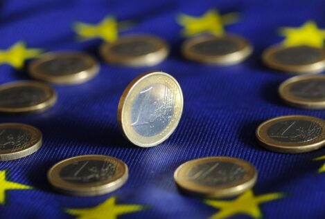 La eurozona se estancó en el cuarto trimestre de 2022 y la UE se asomó a la recesión
