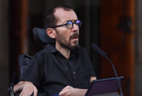 Echenique exige al PSOE que ceda en la 'ley mordaza' y les culpa si decae la derogación