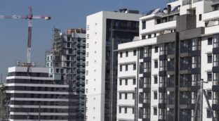 Los bancos sueltan lastre tras la covid y se deshacen de un tercio de sus inmuebles