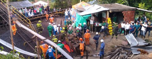 Once muertos tras varias explosiones en cinco minas del centro de Colombia