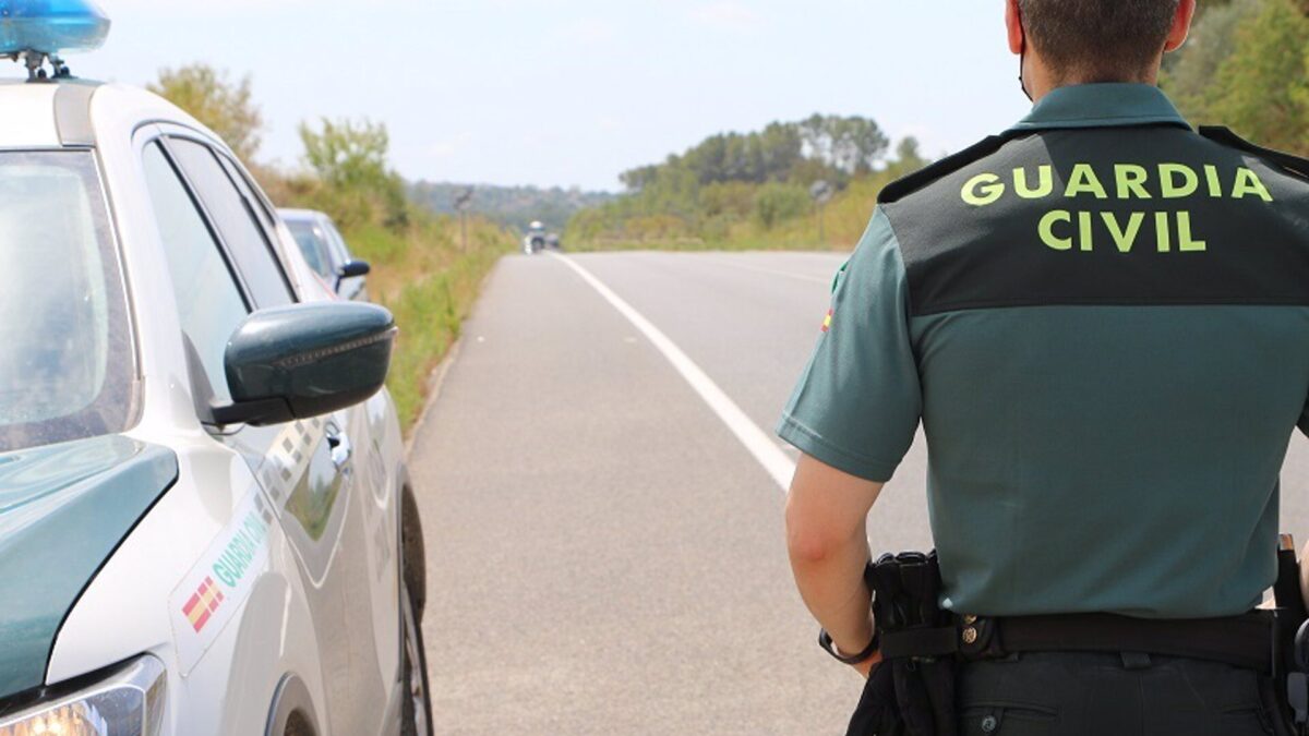 Cuatro guardias civiles resultan heridos por disparos en una operación antidroga en Alicante