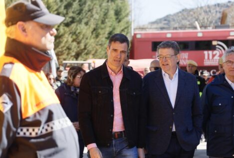 Sánchez se compromete a reconstruir «todo lo perdido y dañado» por el incendio en Castellón
